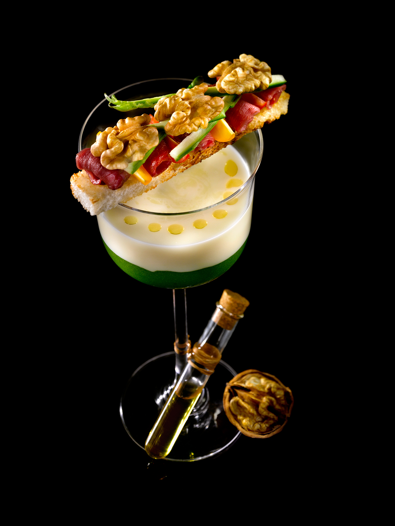 Noix du Perigord gaspacho pomme terre huile noix 