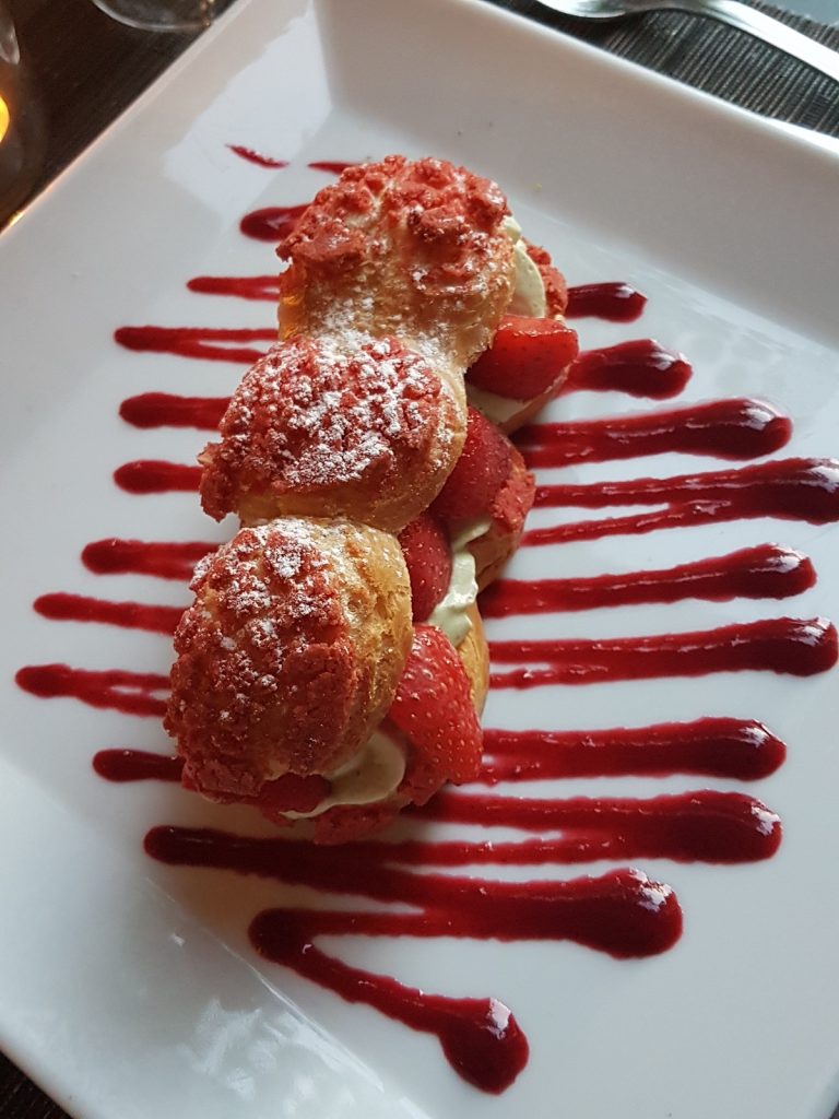 Au Père Lapin Choux craquants aux fraises