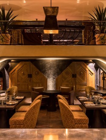 Manko Paris restaurant table